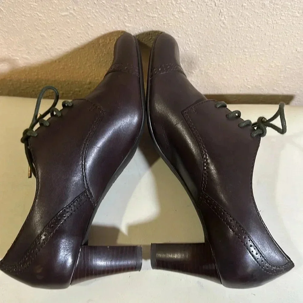 Etienne Aigner Size 8M